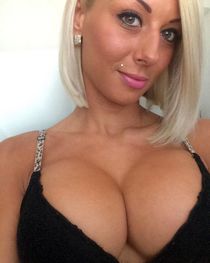 Hairy big labia svetlana
